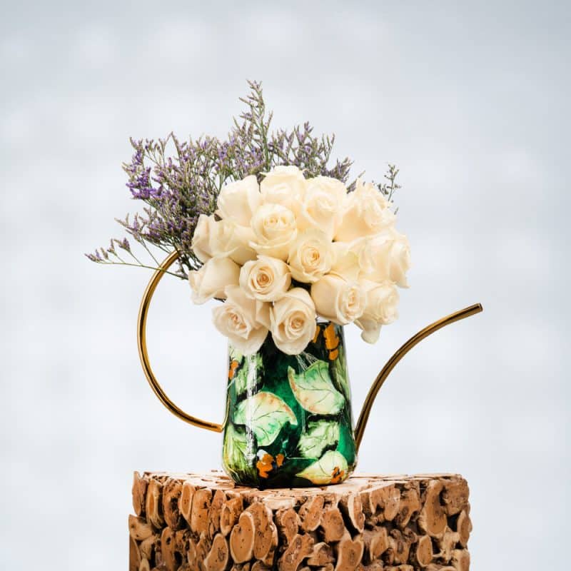 White roses, Limonium.