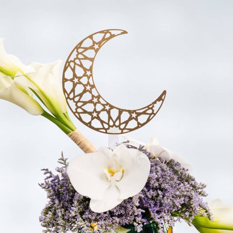 White Calla Lilies and Limonium