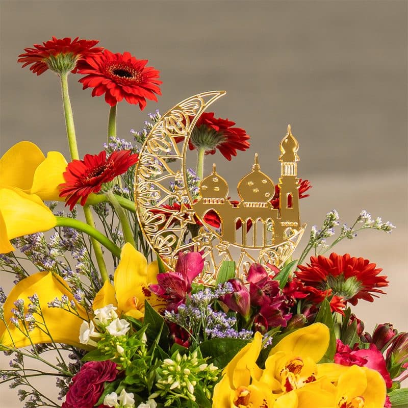 Golden Bouquet: Cymbidium, Gerbera & Callas in Metal Pot