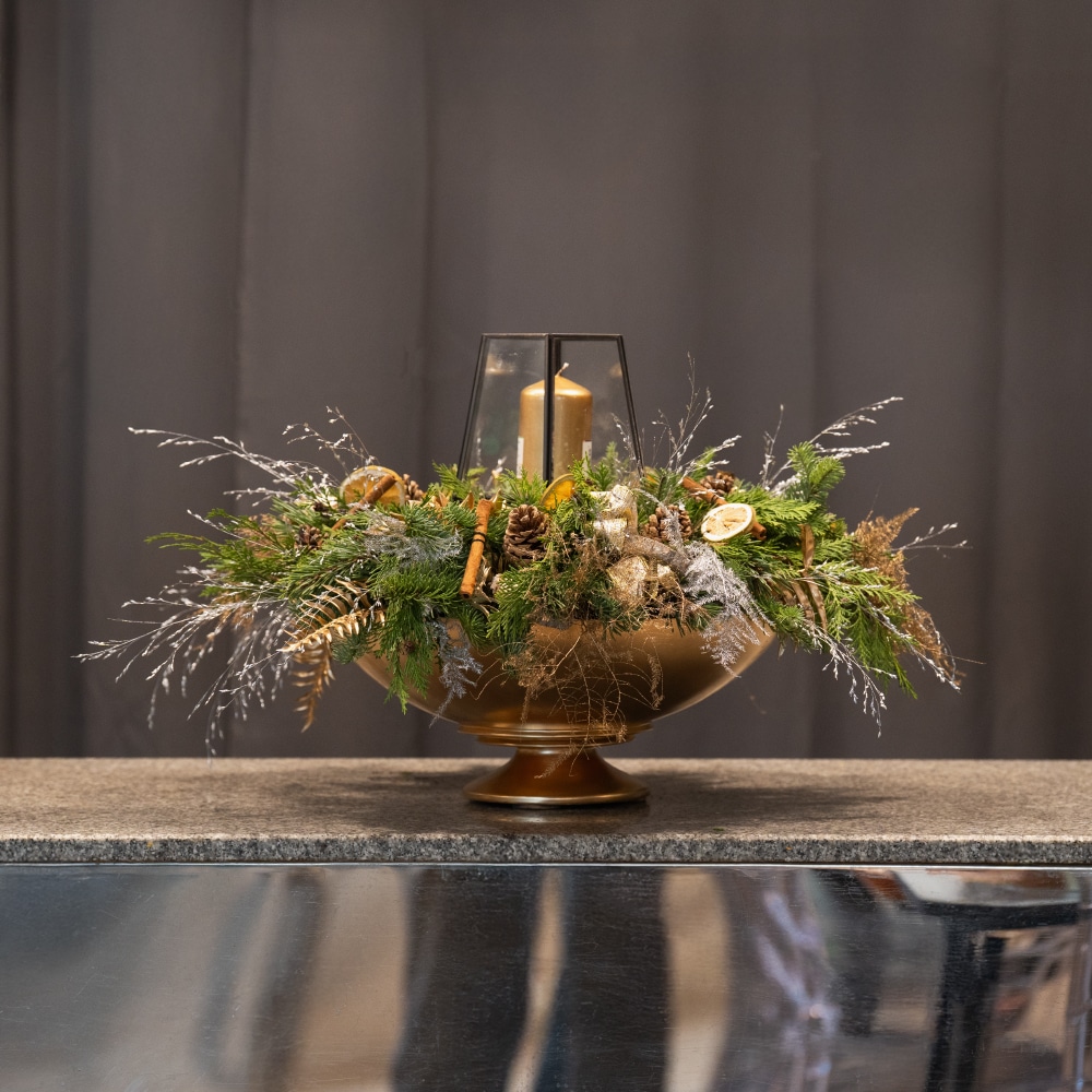 3.3 Luxury Gold Candle Christmas Arrangement in Fiber Bowl