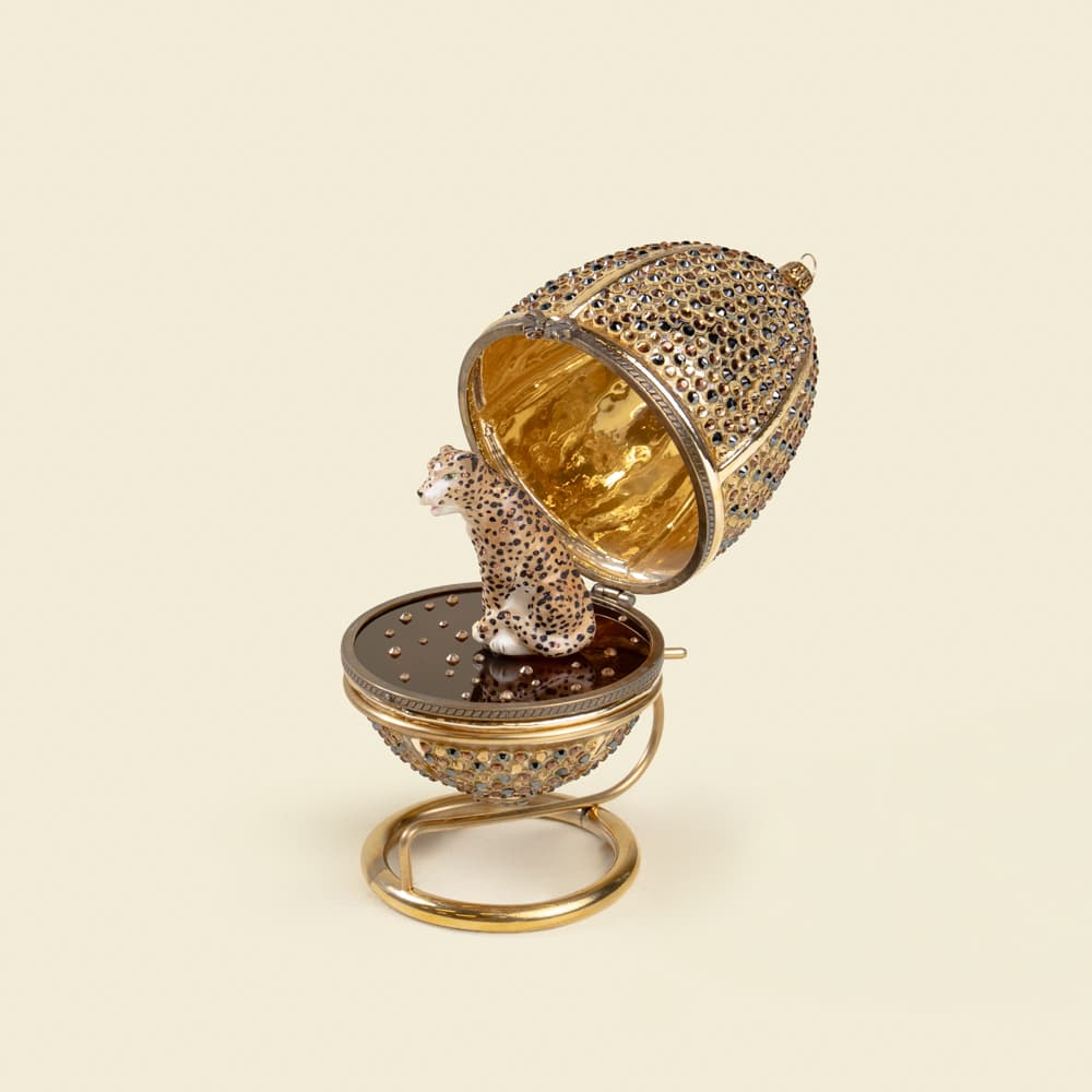 4.3 Leopard Hinged Fabergé-Style Egg – Handcrafted Luxury Ornament