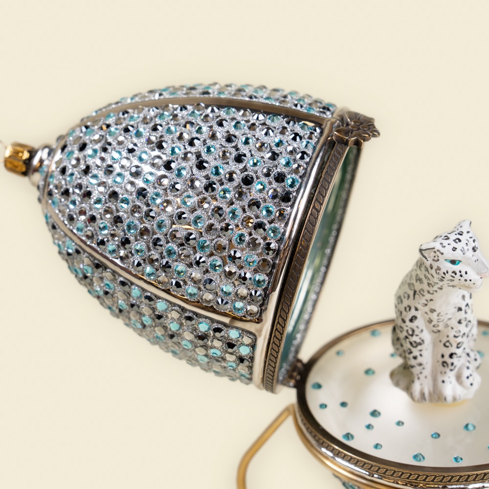 6.4 Snow Leopard Hinged Fabergé-Style Egg – Handcrafted Luxury Ornament